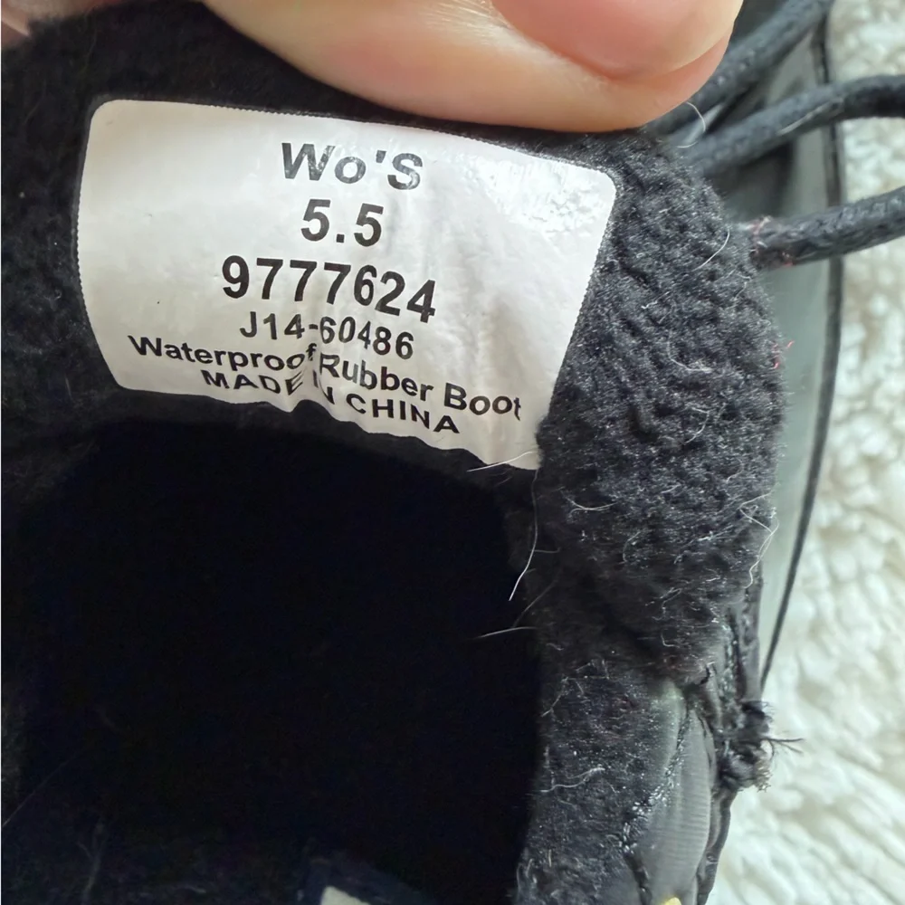 Sperry Top-Sider Black Quilted Duck Boots Waterproof Fleece Lined Women’s 5 1/2